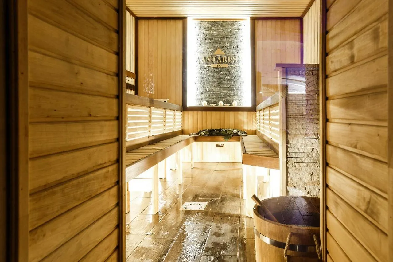 Antares Apart Hotel Lviv 4*,